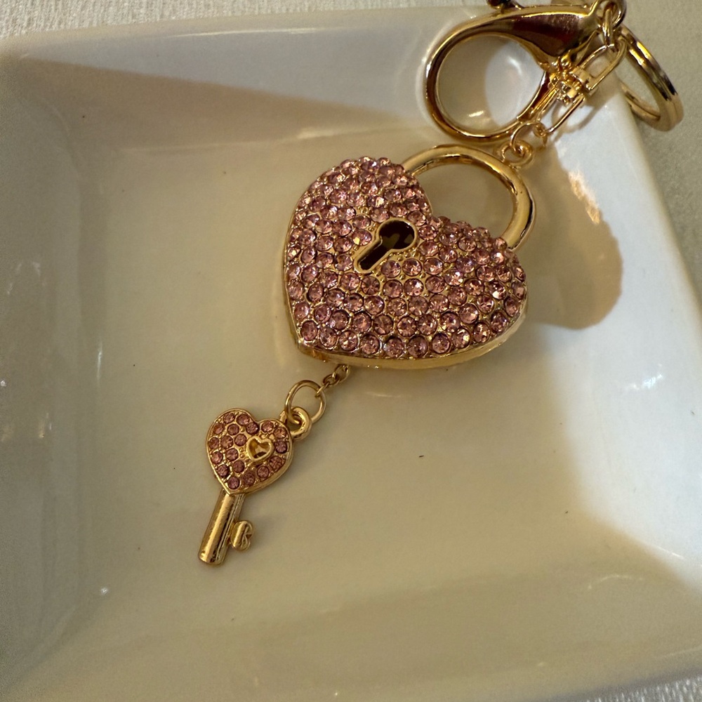 Gold Tone and Pink Heart Love Lock Purse Charm & Key Crystal Keyring
